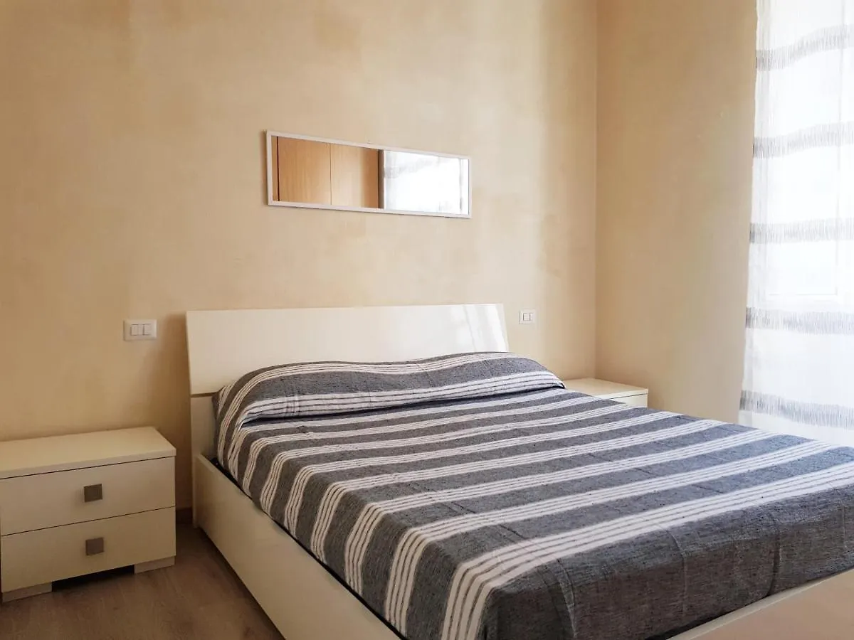 Casa Luciana Apartment Savona 0*,